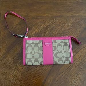 Authentic Coach Wristlet